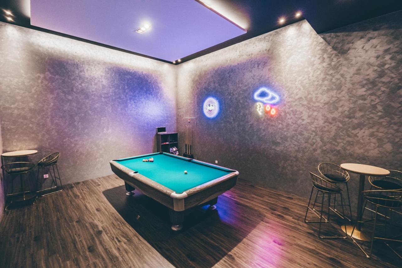 J Residence バンティング エクステリア 写真
